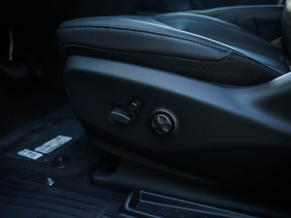 New 2026 Chrysler Pacifica Select AWD/4WD image 21