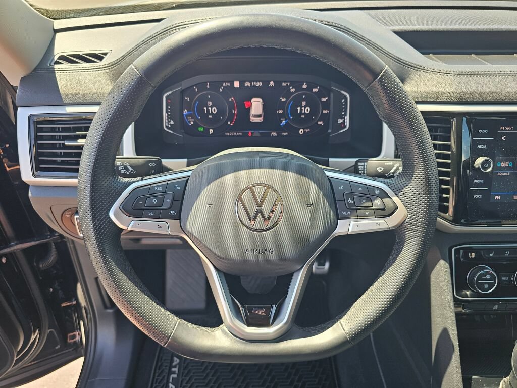 Certified 2023 Volkswagen Atlas SEL Premium AWD/4WD image 16