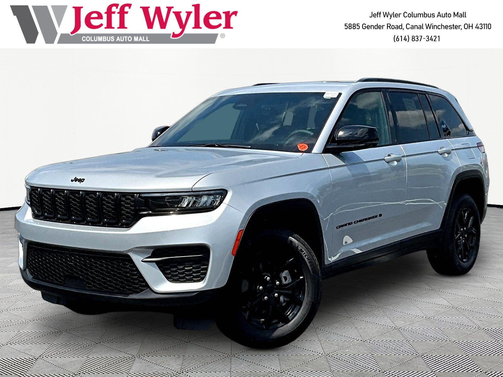 Used 2025 Jeep Grand Cherokee Altitude AWD/4WD video 1