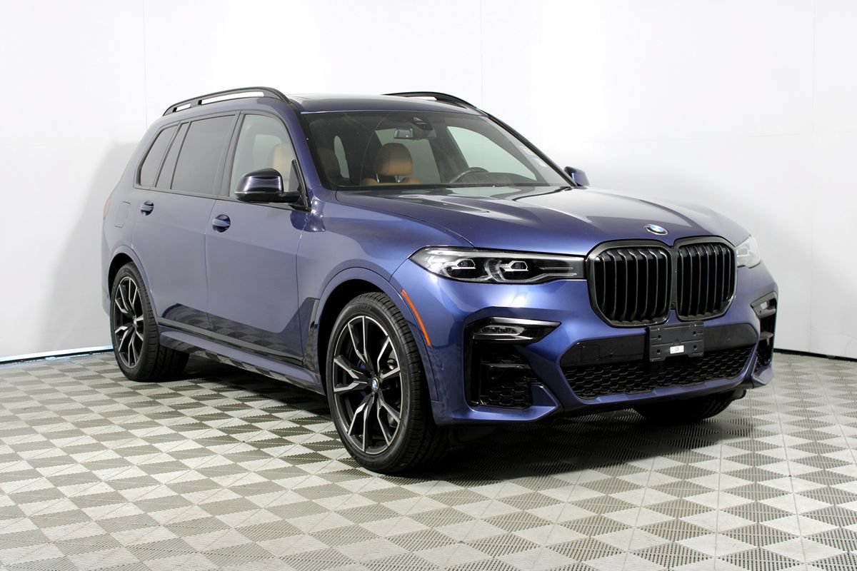 Used 2022 BMW X7 xDrive40i w/ M Sport Package AWD/4WD image 32
