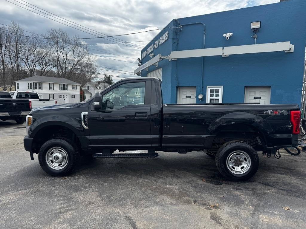 Used 2019 Ford F250 XL w/ Power Equipment Group AWD/4WD image 3