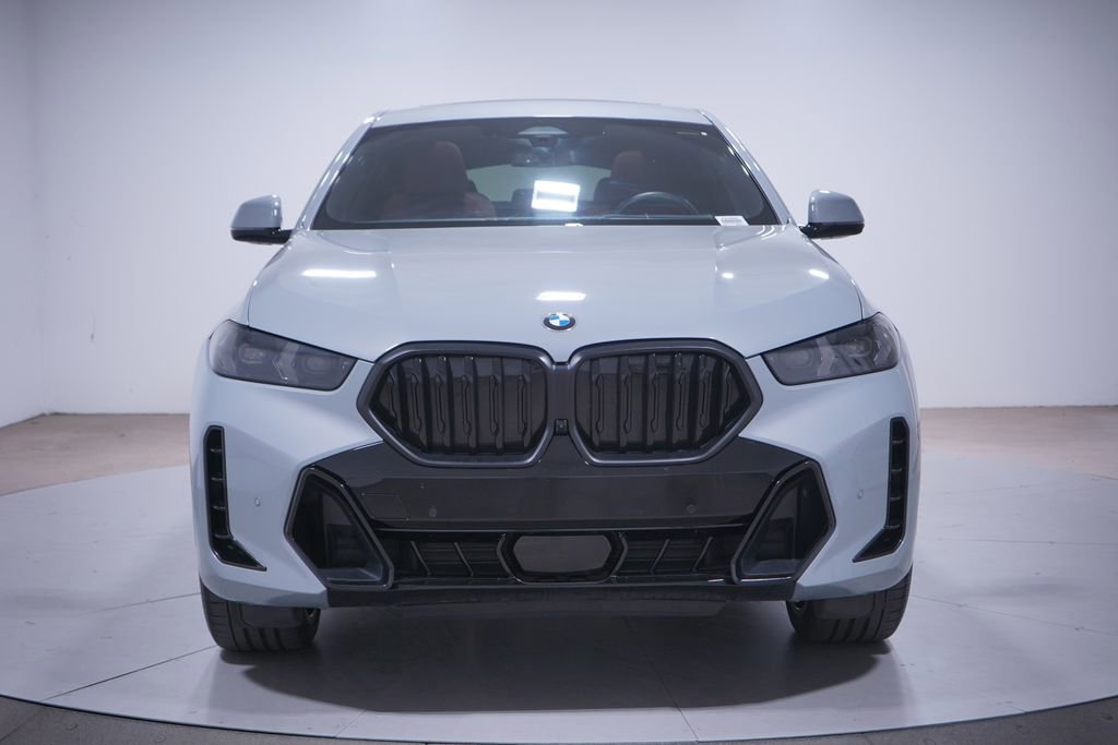 Used 2025 BMW X6 xDrive40i w/ Climate Comfort Package AWD/4WD image 4