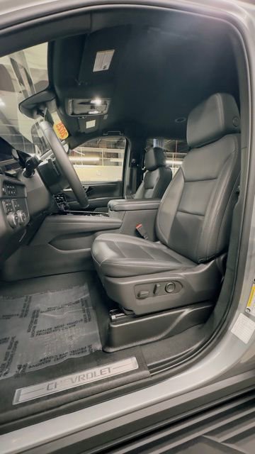 Used 2025 Chevrolet Tahoe LT image 36