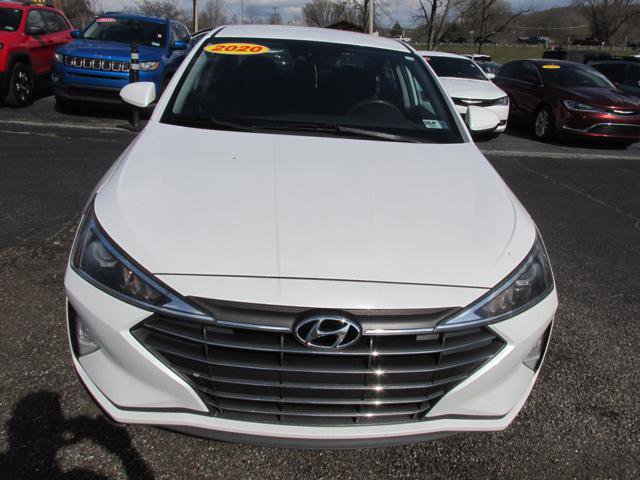Used 2020 Hyundai Elantra SE w/ Cargo Package (C1) FWD image 2