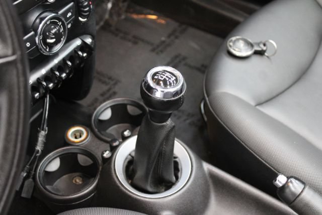 Used 2012 MINI Cooper Convertible FWD image 10