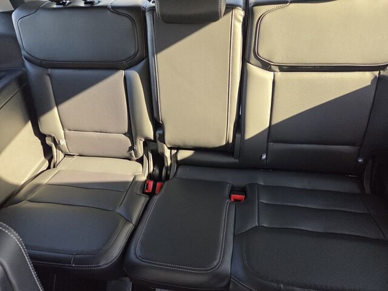 New 2026 Ford Expedition Platinum w/ Driver's Package image 8