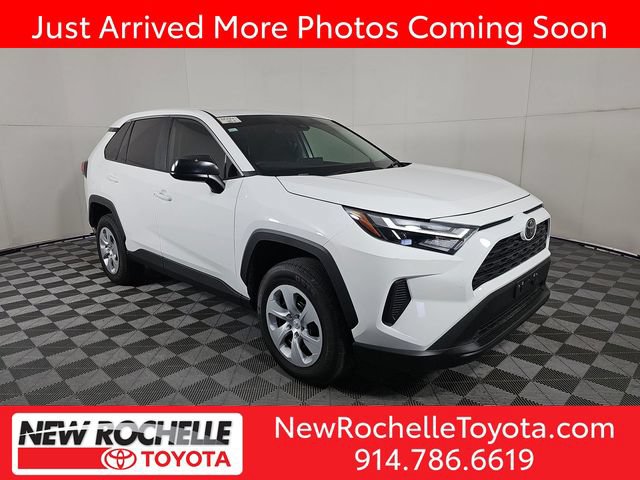 Used 2025 Toyota RAV4 LE AWD/4WD image 1