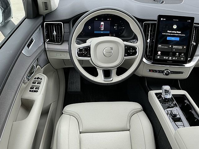 New 2026 Volvo XC90 T8 Ultra w/ Lounge Package image 5