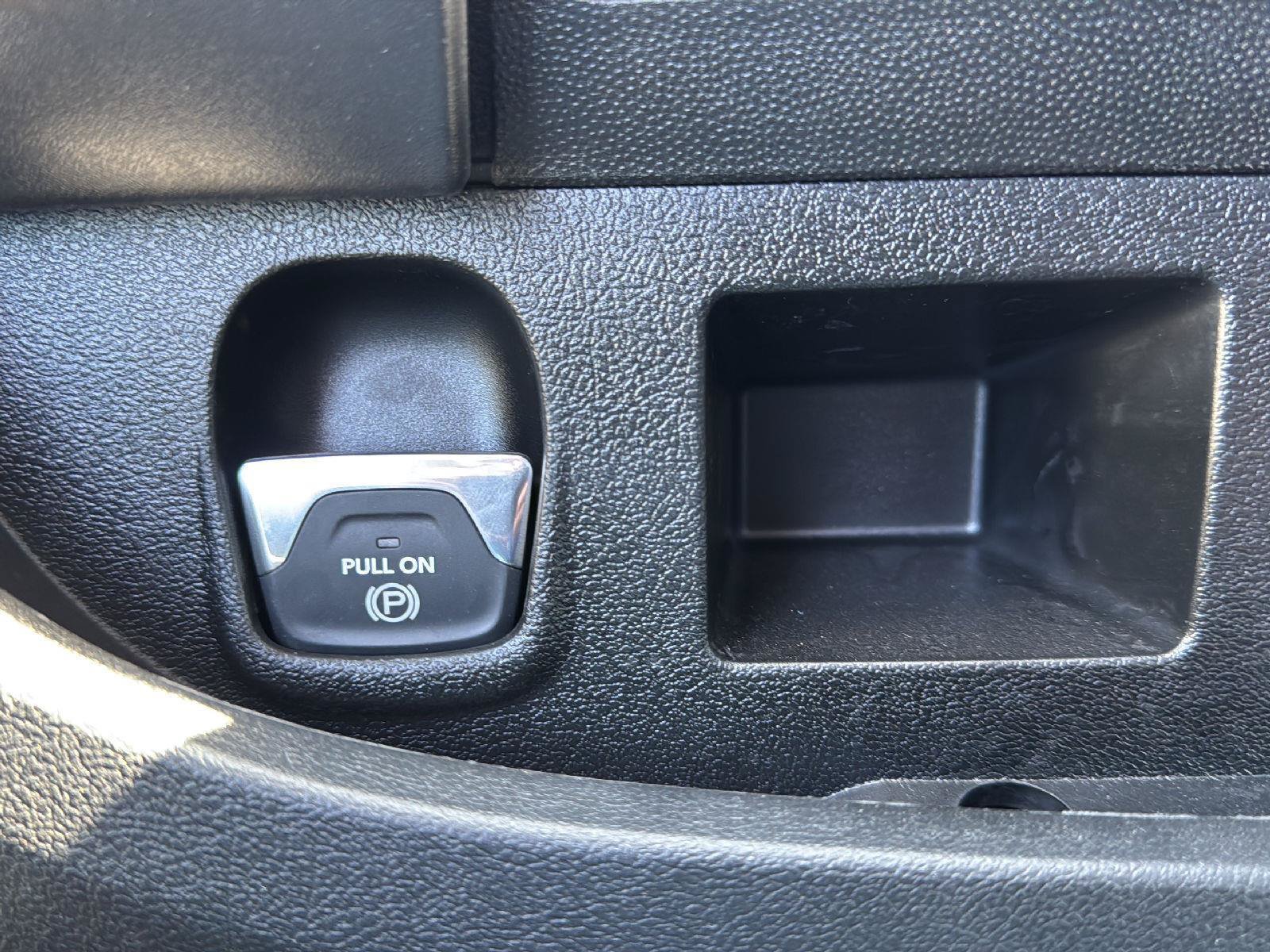 New 2025 RAM ProMaster 3500 FWD image 15
