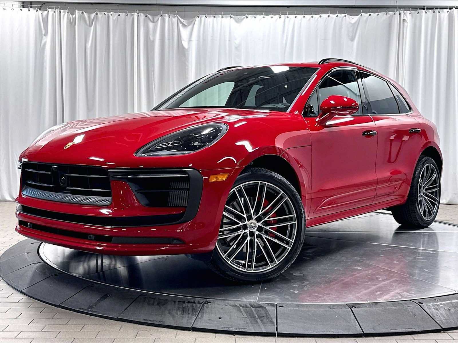 Used 2026 Porsche Macan S AWD/4WD image 1