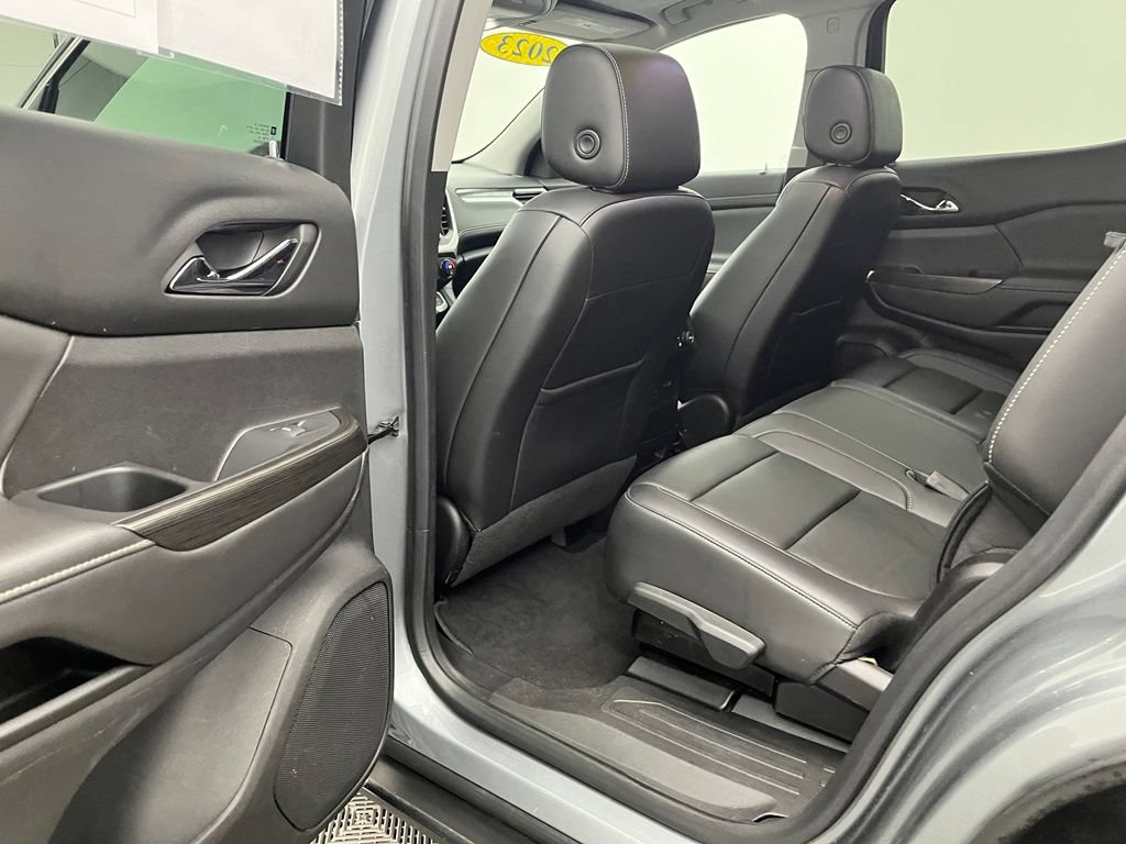 Used 2023 GMC Acadia SLT w/ Preferred Package AWD/4WD image 37