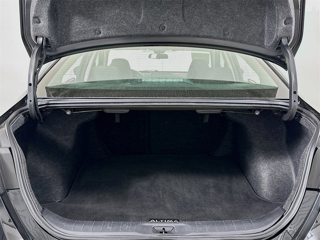 Used 2024 Nissan Altima 2.5 SV image 23