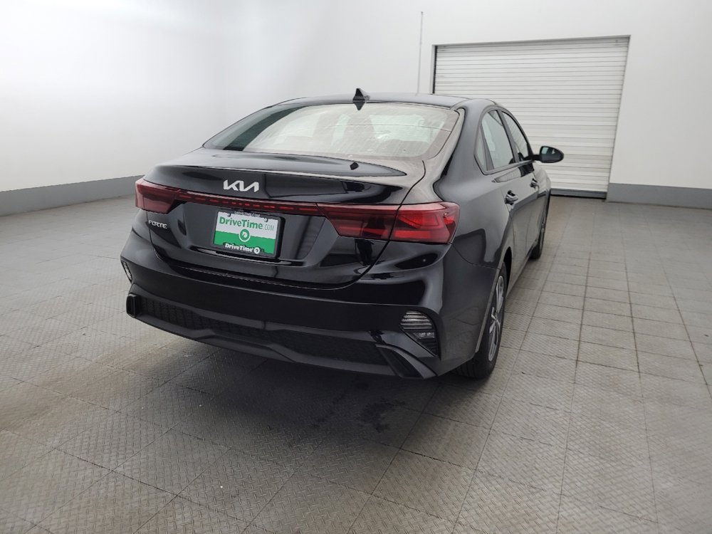 Used 2023 Kia Forte LXS image 7