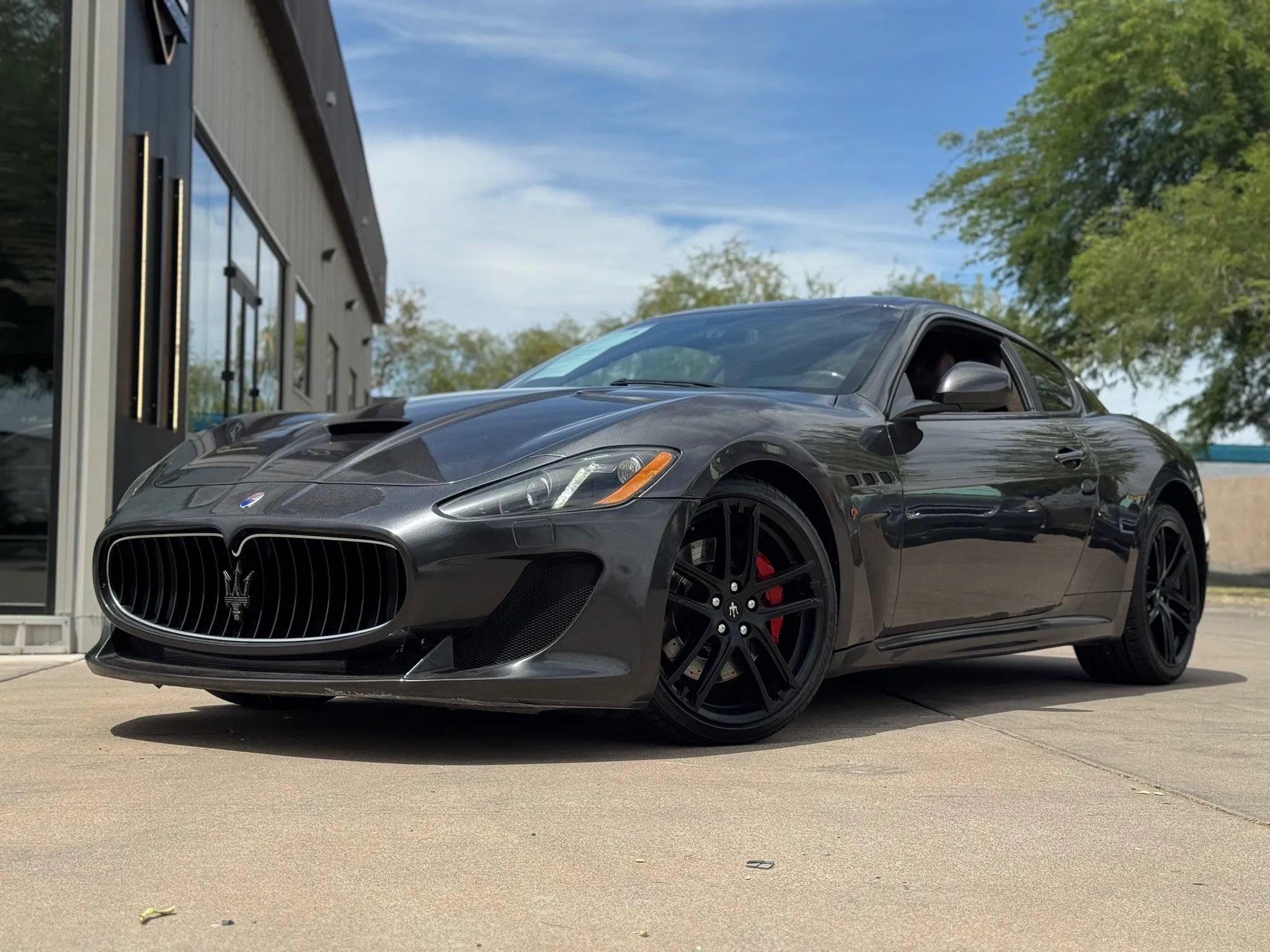 Used 2014 Maserati GranTurismo Sport RWD image 2