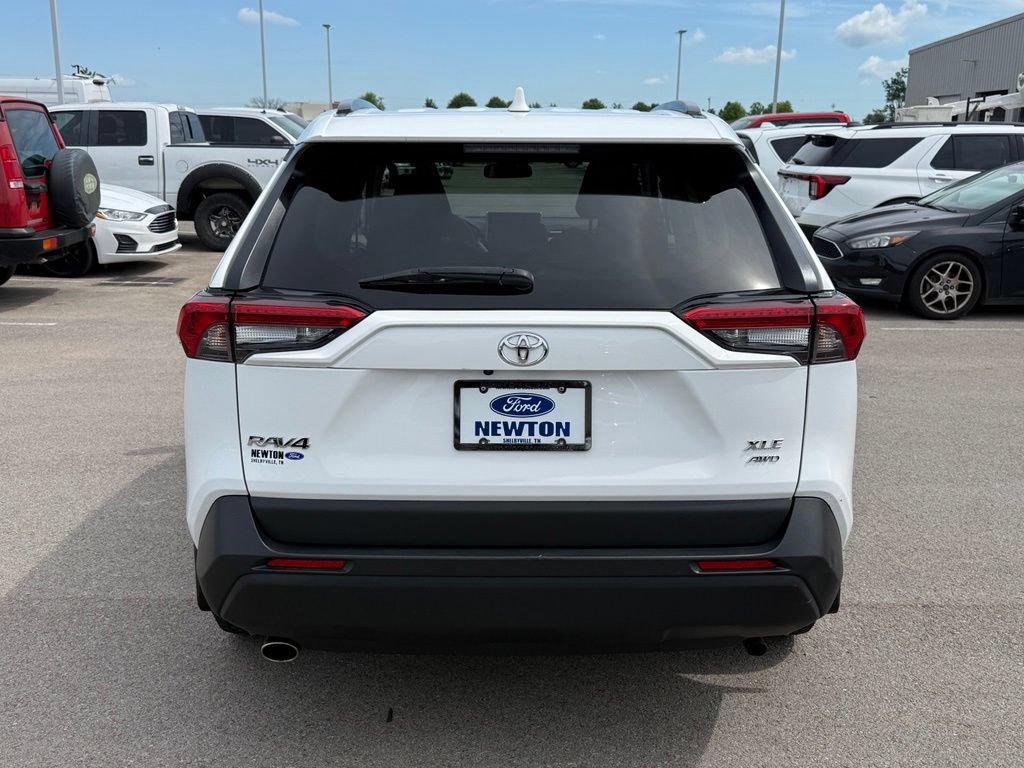 Used 2025 Toyota RAV4 XLE w/ Convenience Package AWD/4WD image 32