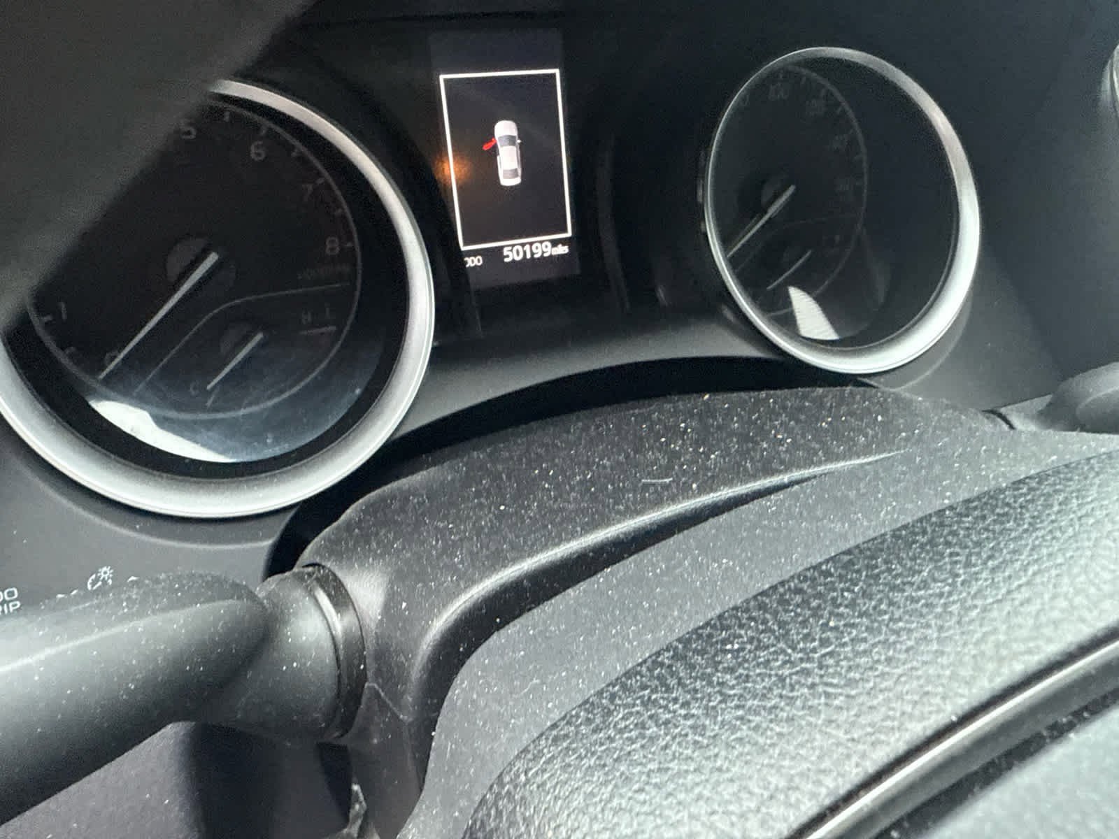 Used 2021 Toyota Camry LE image 9