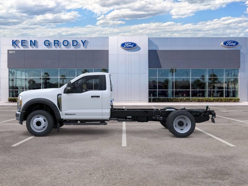 New 2026 Ford F450 XL w/ XL Chrome Package RWD image 4