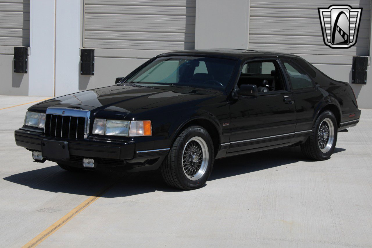 Used 1991 Lincoln Mark VII LSC image 3