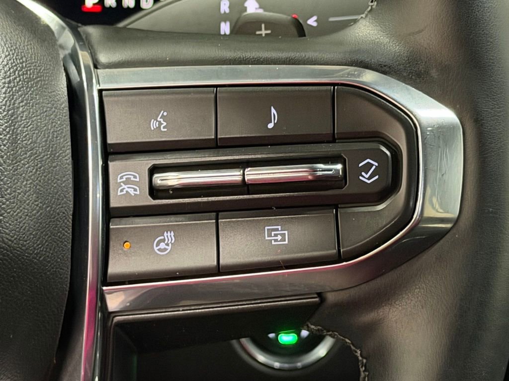 Certified 2025 GMC Acadia Elevation w/ LPO, Floor Liner Package image 37