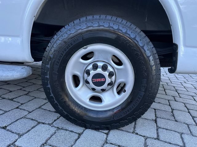 Used 2019 GMC Savana 2500 w/ Driver Convenience Package RWD image 11