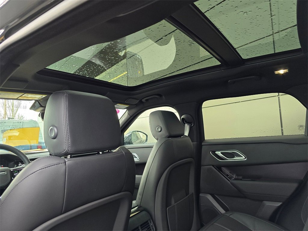 New 2026 Land Rover Range Rover Velar Dynamic SE image 26