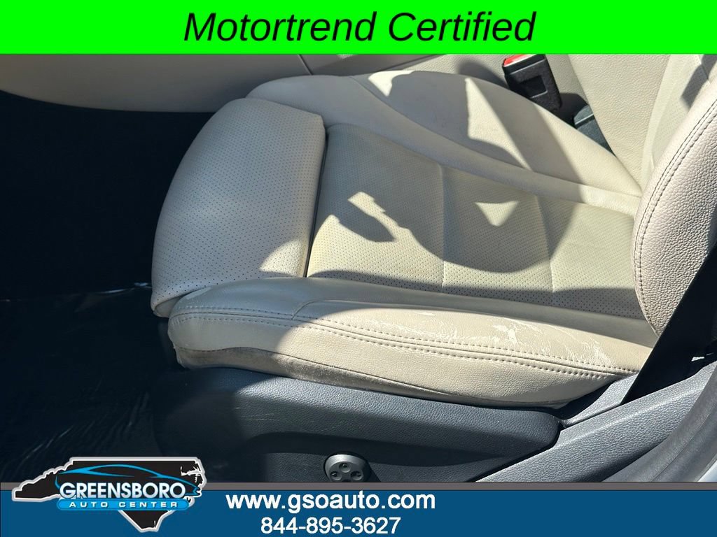 Used 2020 Mercedes-Benz C 300 4MATIC Sedan image 13