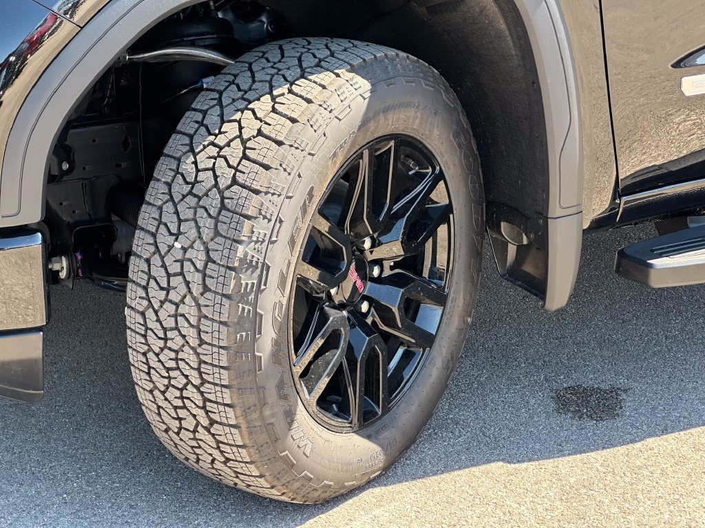 New 2026 GMC Sierra 1500 Elevation w/ Elevation Premium Package AWD/4WD image 27