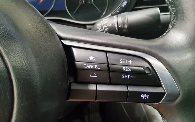 Used 2024 MAZDA MAZDA3 s image 25