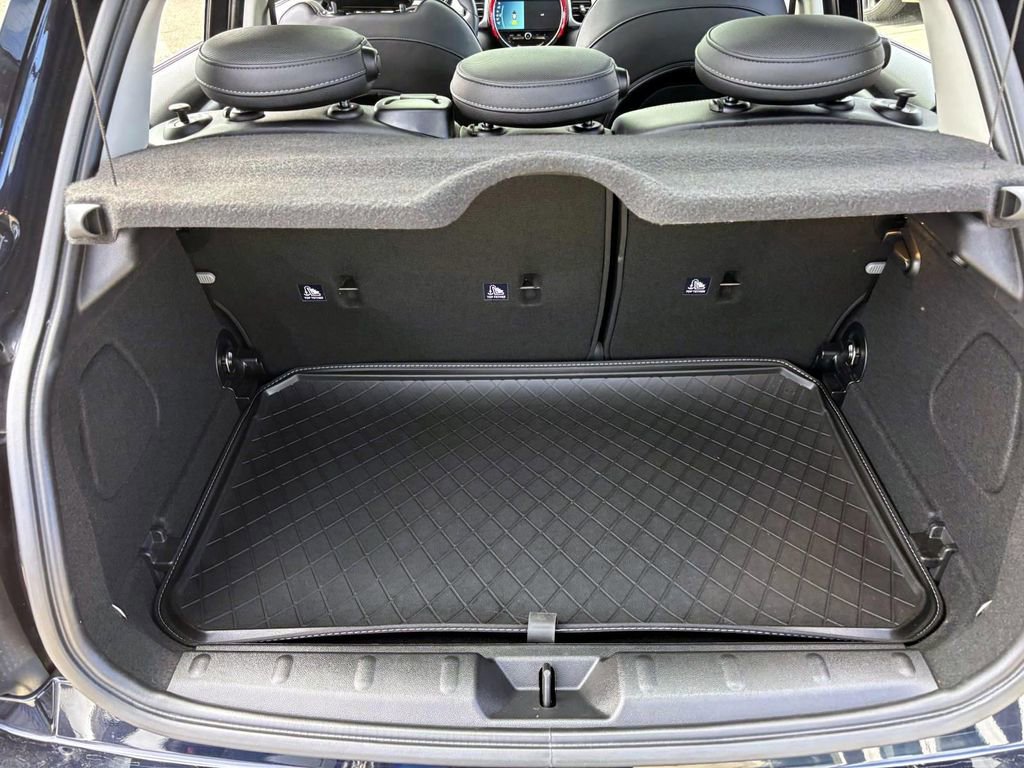 Used 2024 MINI Cooper S image 9