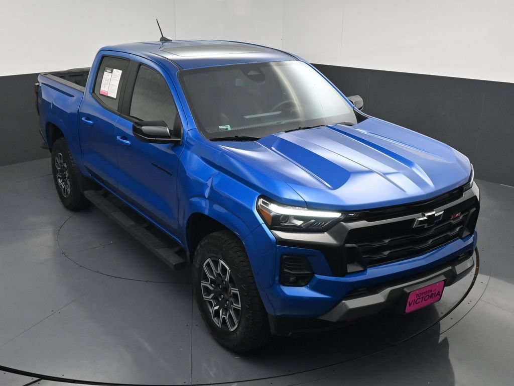 Used 2024 Chevrolet Colorado Z71 w/ Z71 Convenience Package 2 AWD/4WD image 13