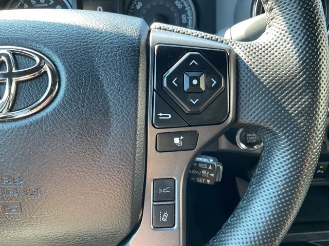 Used 2022 Toyota Tacoma TRD Off-Road w/ Technology Package RWD image 21