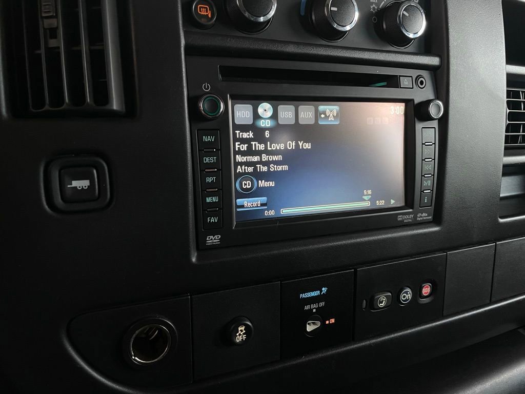 Used 2014 GMC Savana 3500 Extended image 46