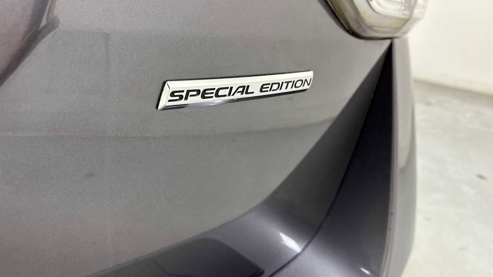 Used 2017 Honda Odyssey SE image 28