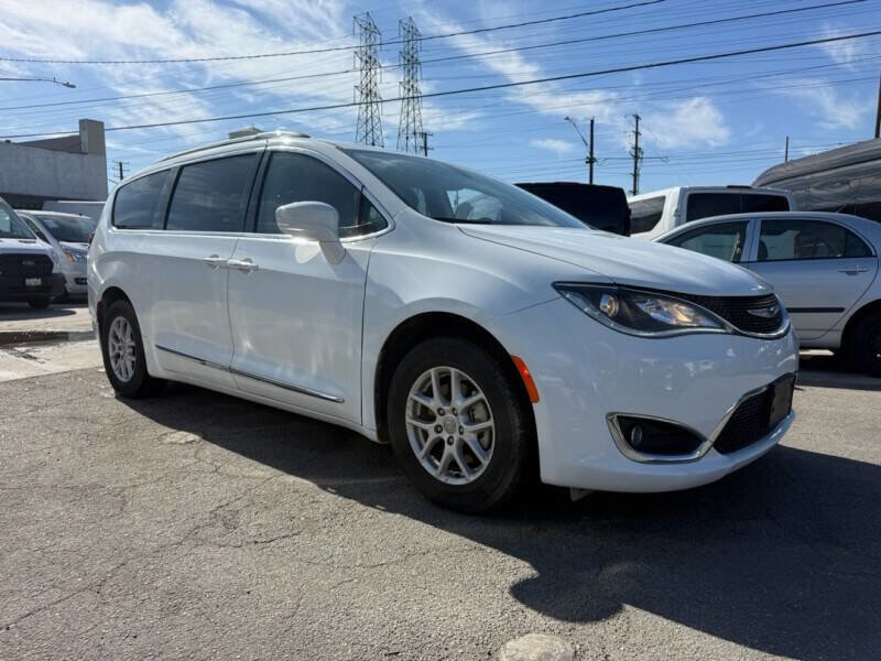 Used 2020 Chrysler Pacifica Touring-L