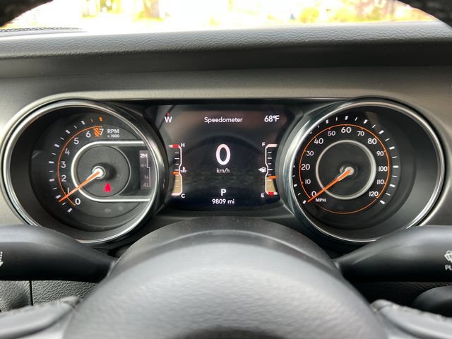 Used 2023 Jeep Gladiator Sport AWD/4WD image 19