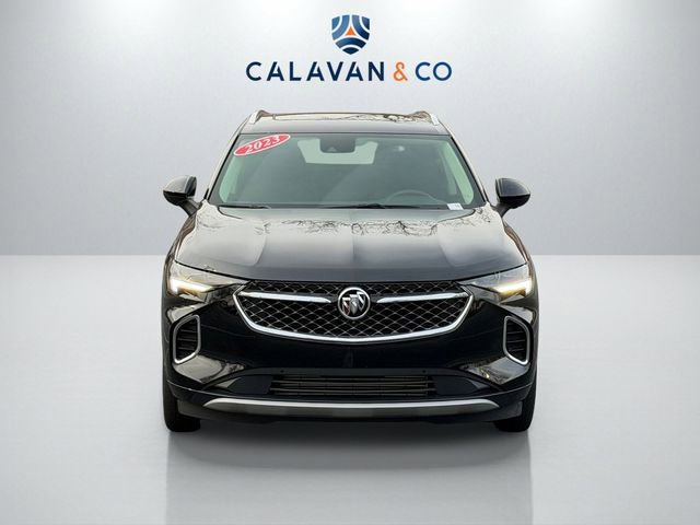 Used 2023 Buick Envision Avenir image 2