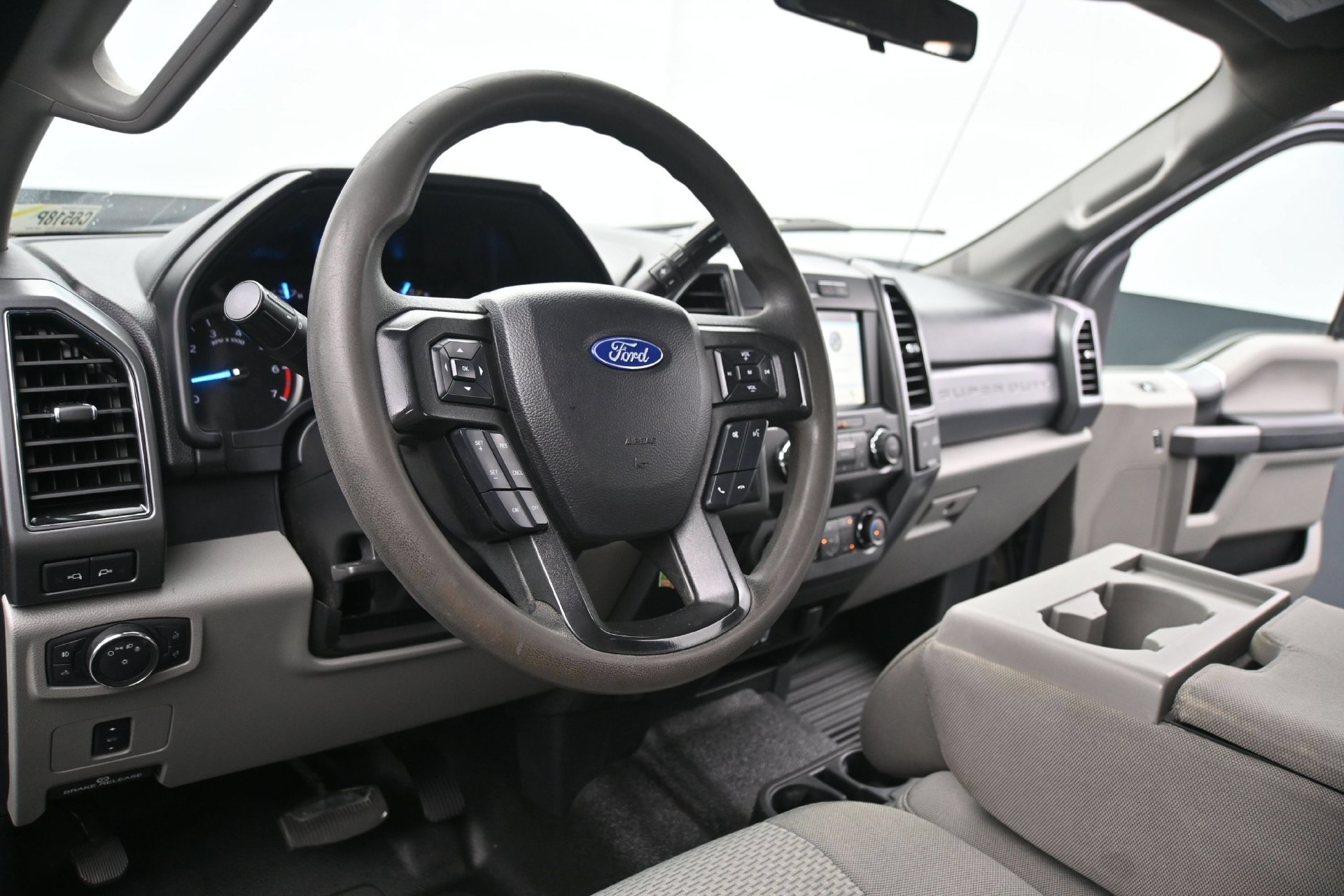 Used 2019 Ford F250 XLT w/ XLT Premium Package AWD/4WD image 21