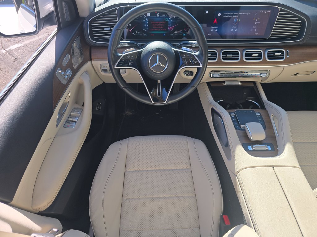 Used 2024 Mercedes-Benz GLS 450 4MATIC image 24