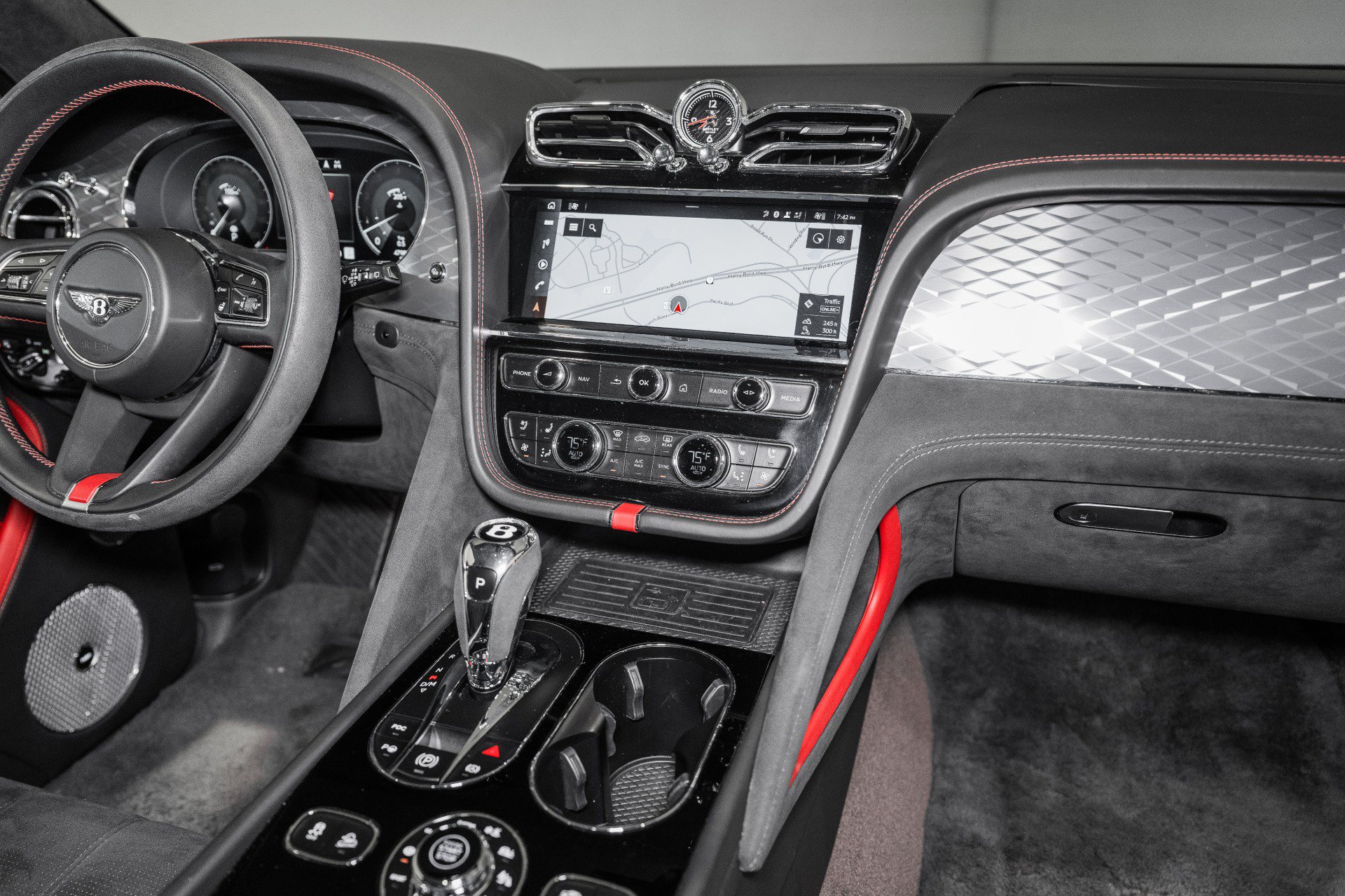 Certified 2022 Bentley Bentayga Speed AWD/4WD image 33