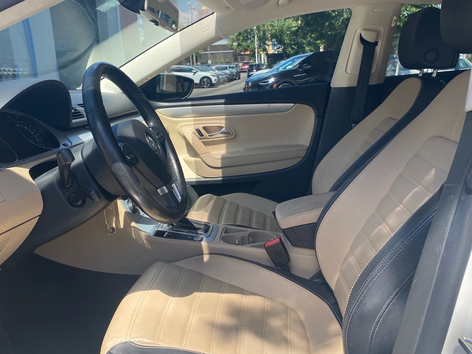 Used 2016 Volkswagen CC Sport FWD image 9