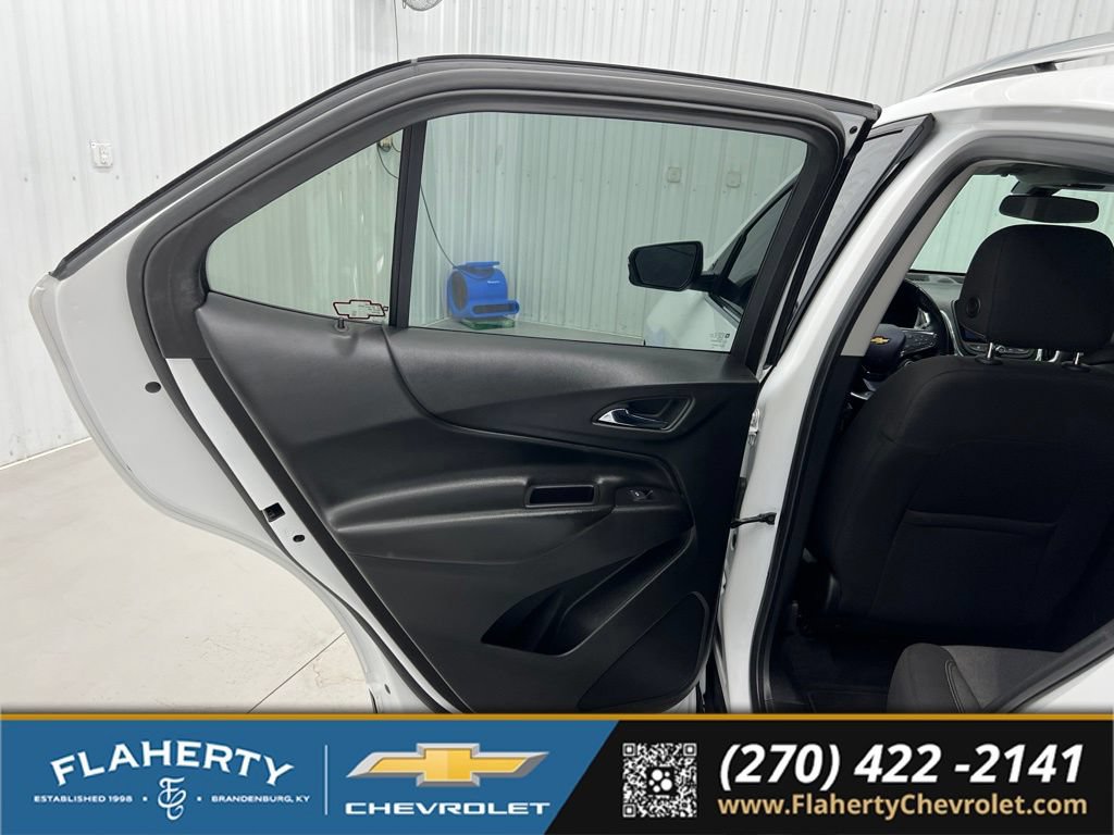 Used 2019 Chevrolet Equinox LT w/ Sun & Navigation Package FWD image 10