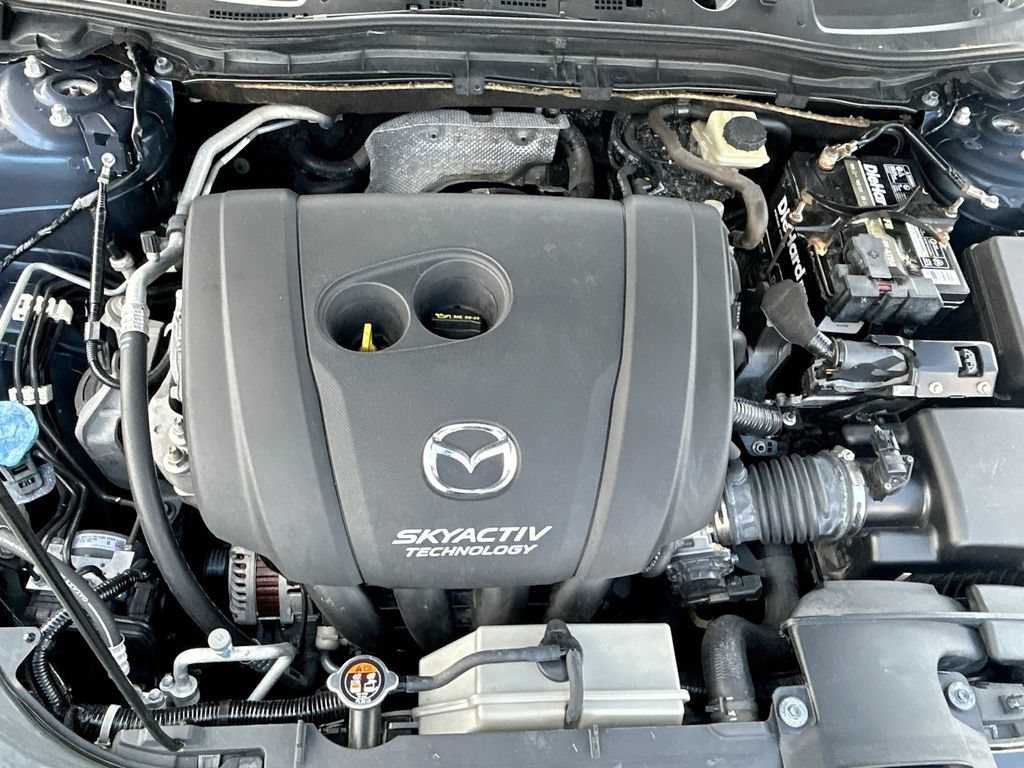 Used 2018 MAZDA MAZDA3 Touring FWD image 14
