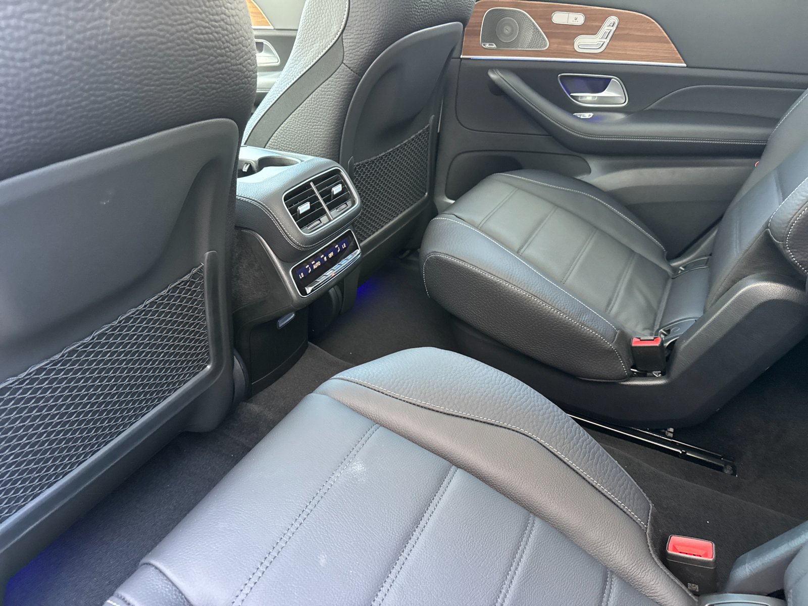New 2026 Mercedes-Benz GLS 450 4MATIC image 12