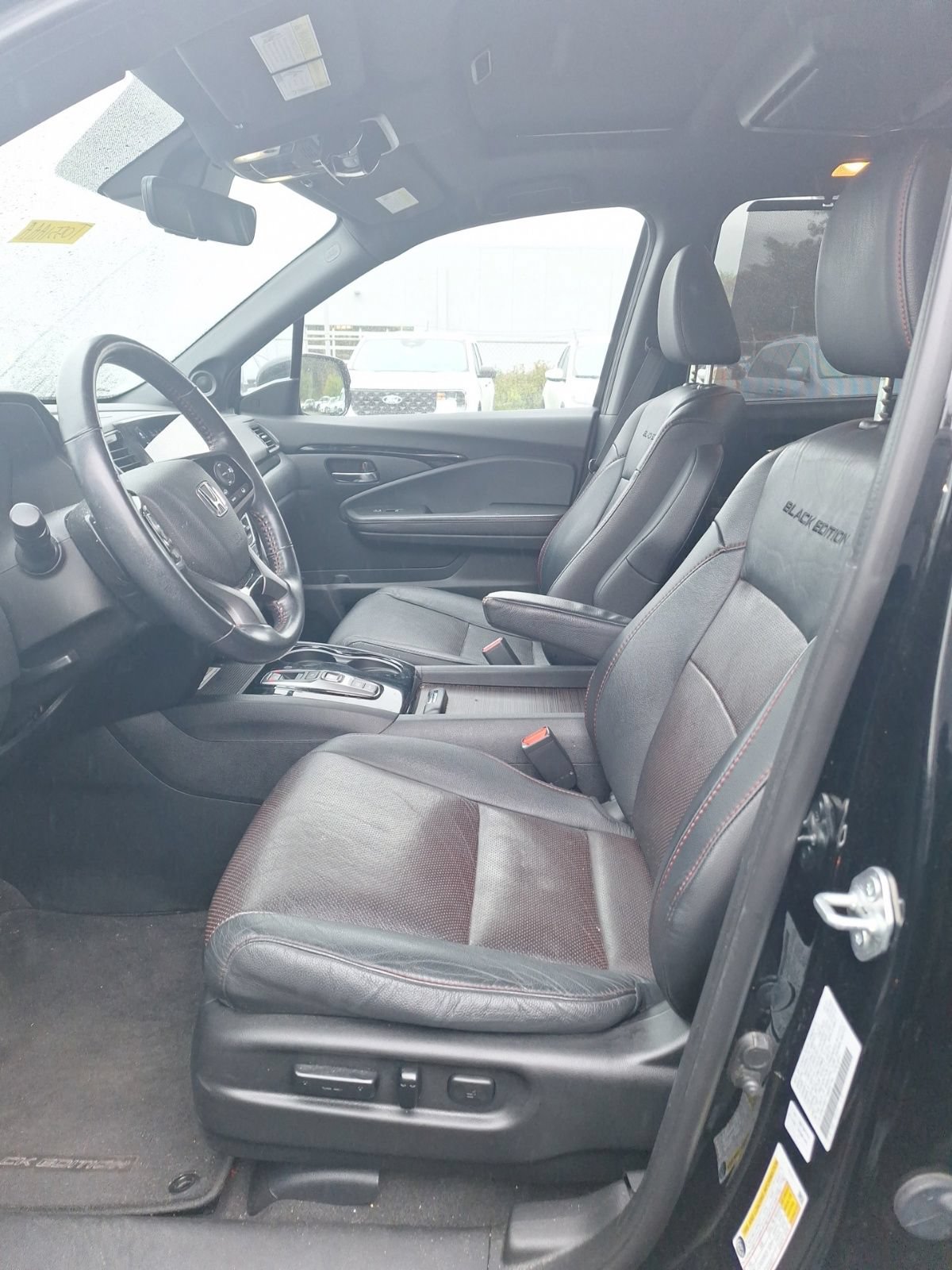 Used 2021 Honda Pilot Black Edition image 9