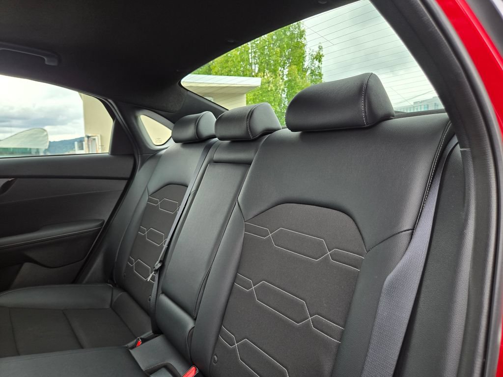 Certified 2024 Kia Forte GT-Line FWD image 17