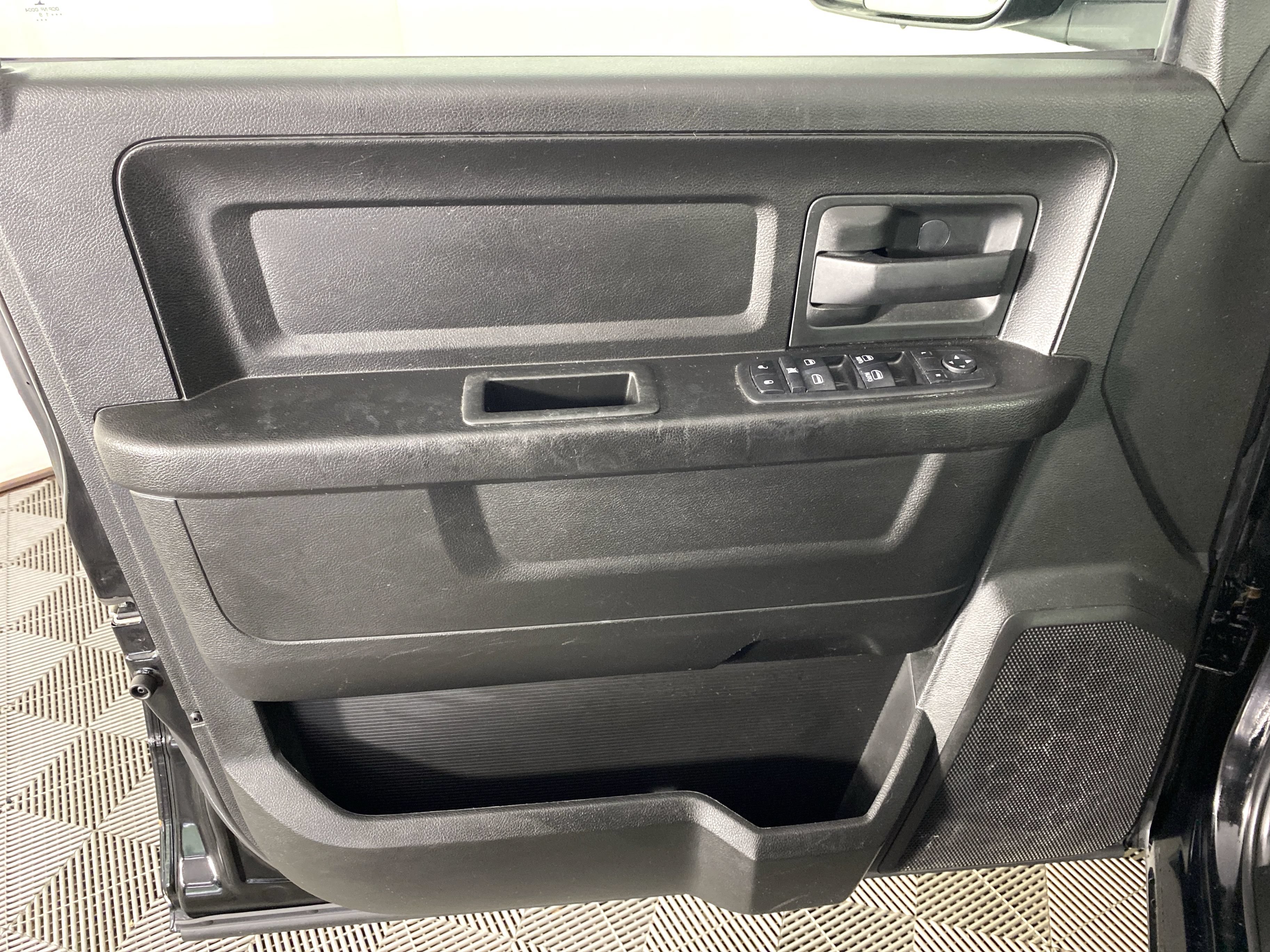 Used 2019 RAM 1500 Tradesman w/ Popular Equipment Group AWD/4WD image 13