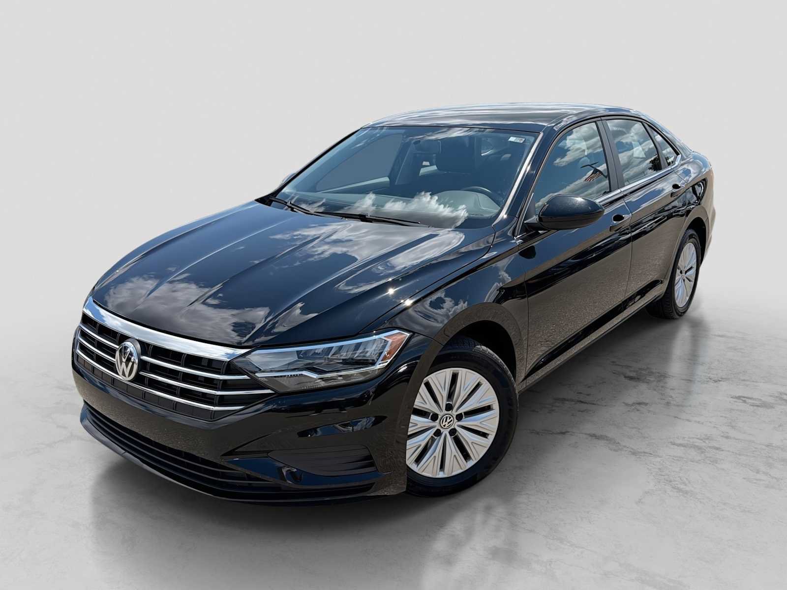 Used 2019 Volkswagen Jetta S w/ Driver Assistance Package FWD image 1