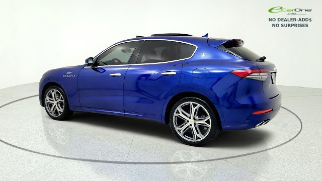 Used 2023 Maserati Levante GT AWD/4WD image 6