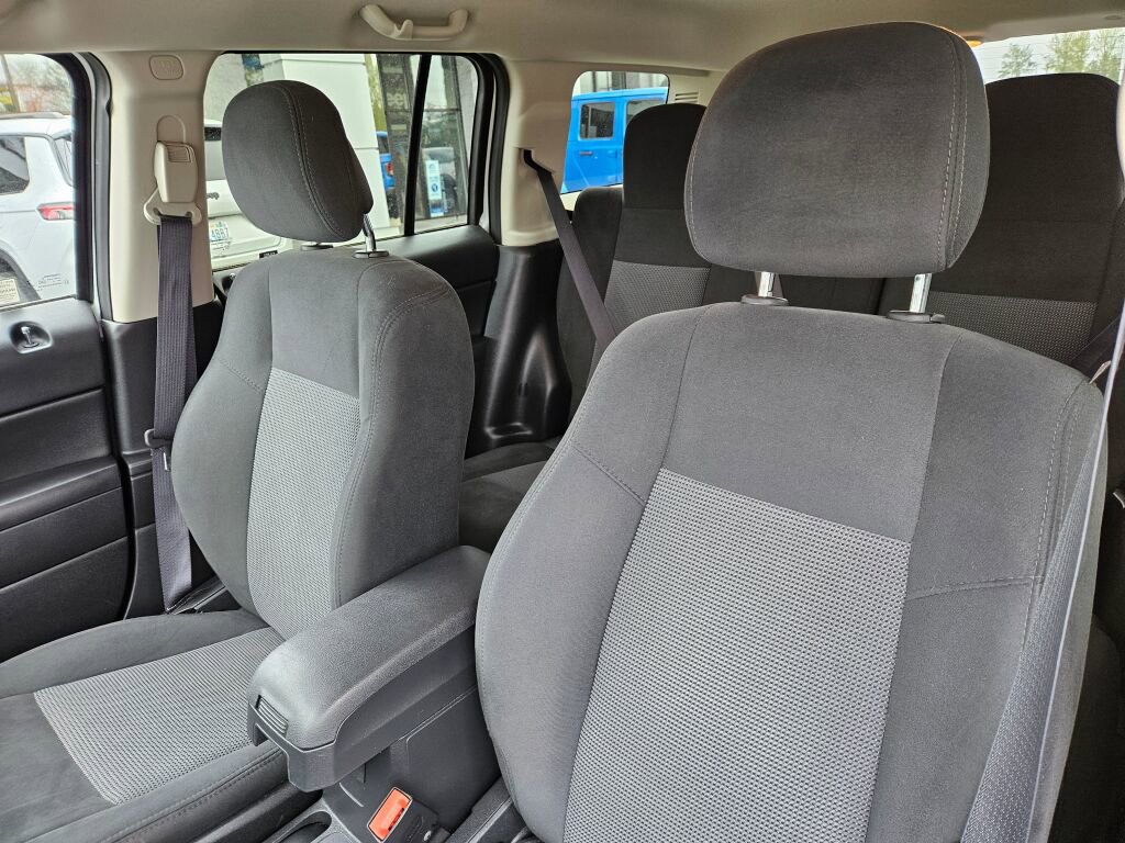 Used 2016 Jeep Patriot Sport w/ Power Value Group FWD image 15
