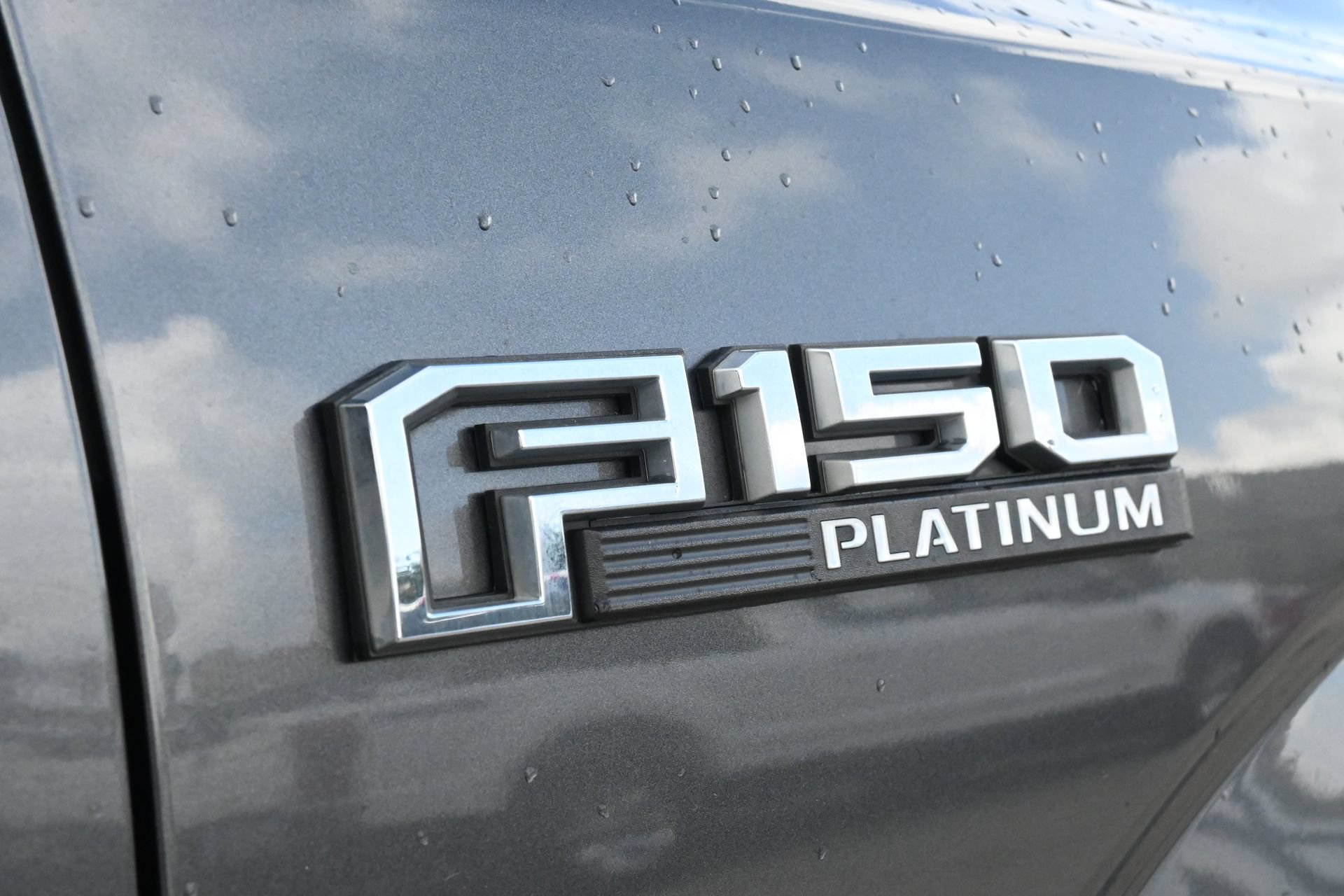 Used 2018 Ford F150 Platinum w/ Equipment Group 701A Luxury AWD/4WD image 21